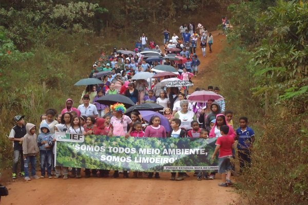 SOMOS TODOS LIMOEIRO dentro